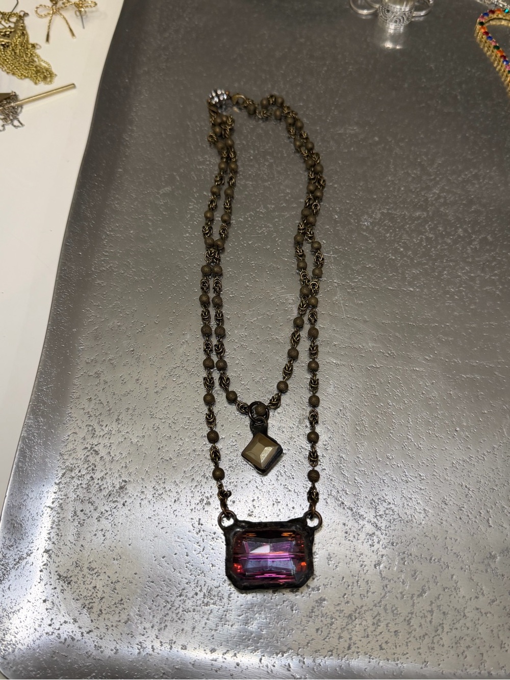 Vintage-Inspired Reversible Pink & Green Pendant Necklace - Picture 9 of 14